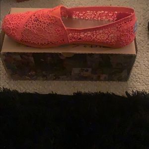 Toms lace slip on shoe